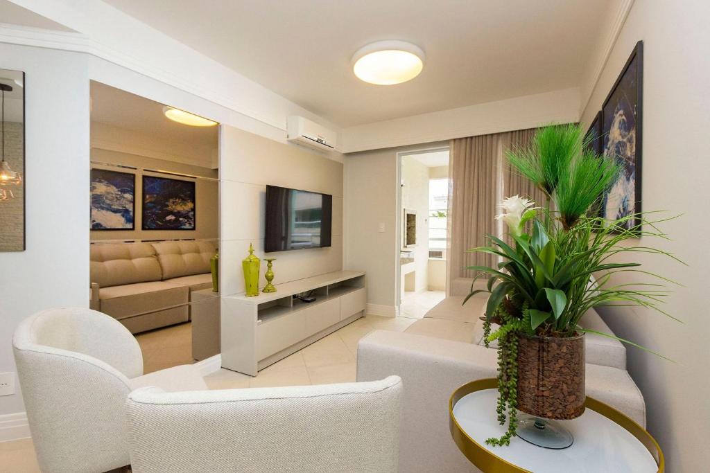 Vila Mallorca 213 - Apartamento a 180 metros da praia de Bombas - Roupa de cama & Toalhas de banho room 2